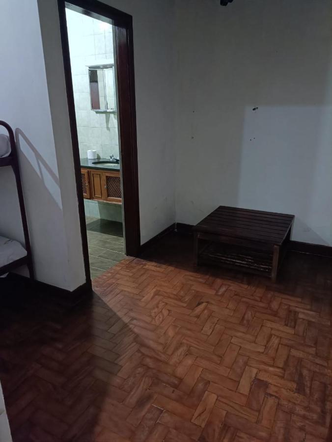 Nathalie Quartos Pernoites Simples Apartment Campos do Jordão Exterior foto